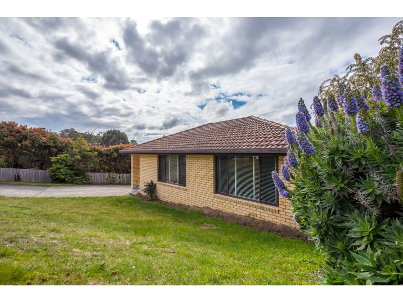 1/1 Simpson Place, Rosetta TAS 7010
