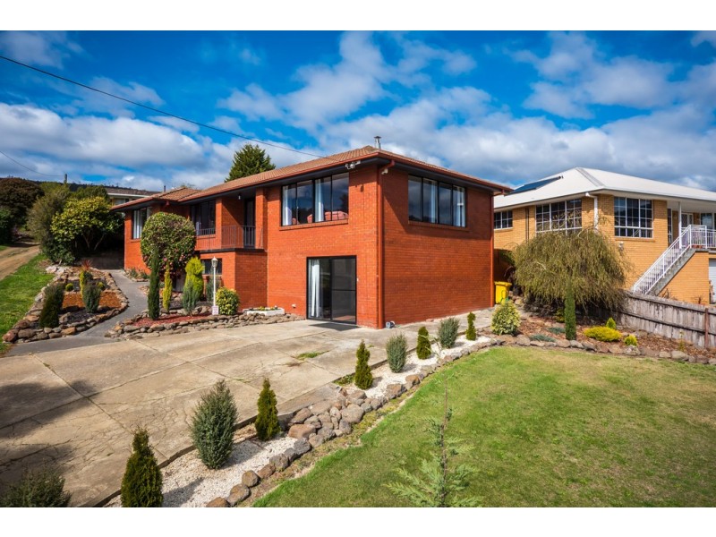 16 Lachlan Road, New Norfolk TAS 7140