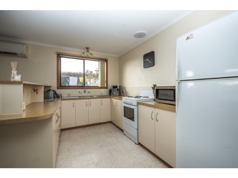 4/10 Racecourse Road, Brighton TAS 7030