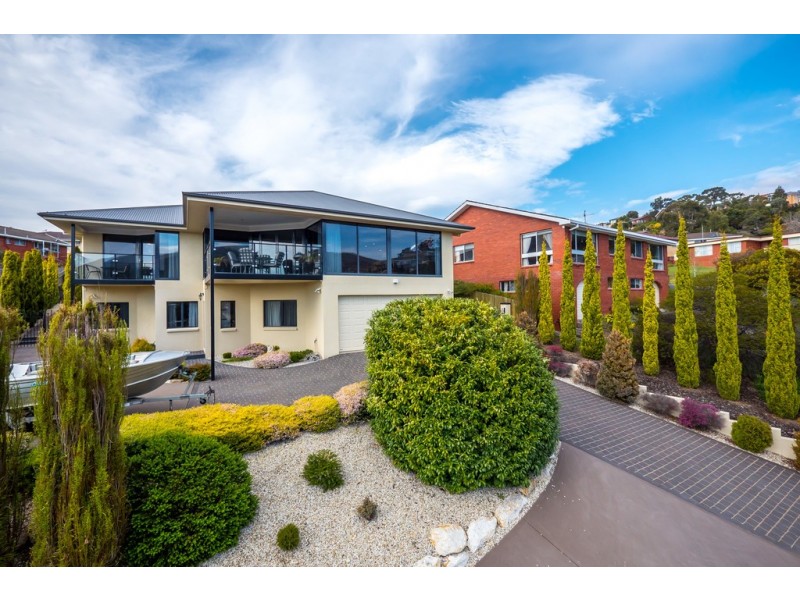 17 Turnbull Crescent, Rosetta TAS 7010