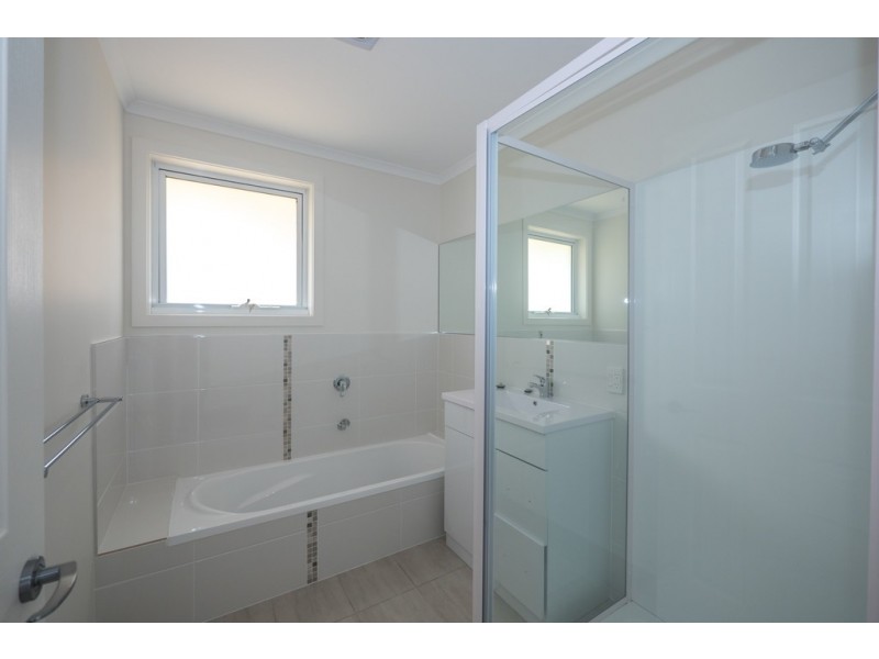 2/17a Melissa Street, Brighton TAS 7030