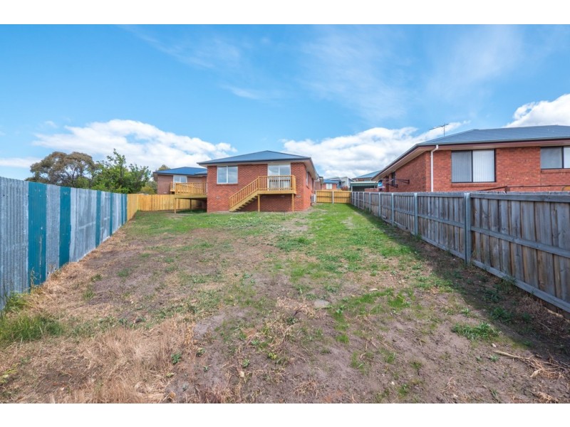 2/17a Melissa Street, Brighton TAS 7030