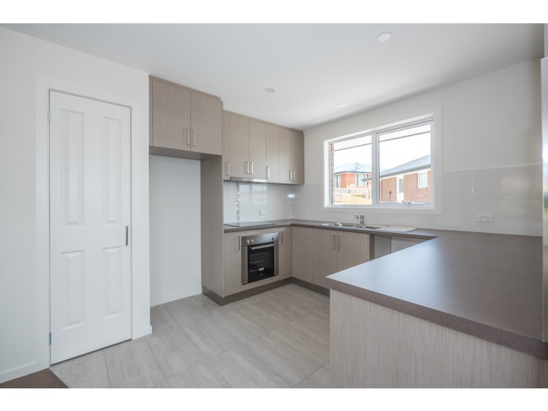 3/17a Melissa Street, Brighton TAS 7030