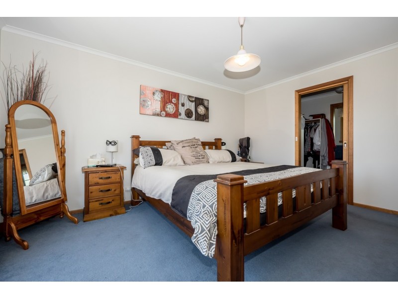 7 Blackstone dr, Old Beach TAS 7017