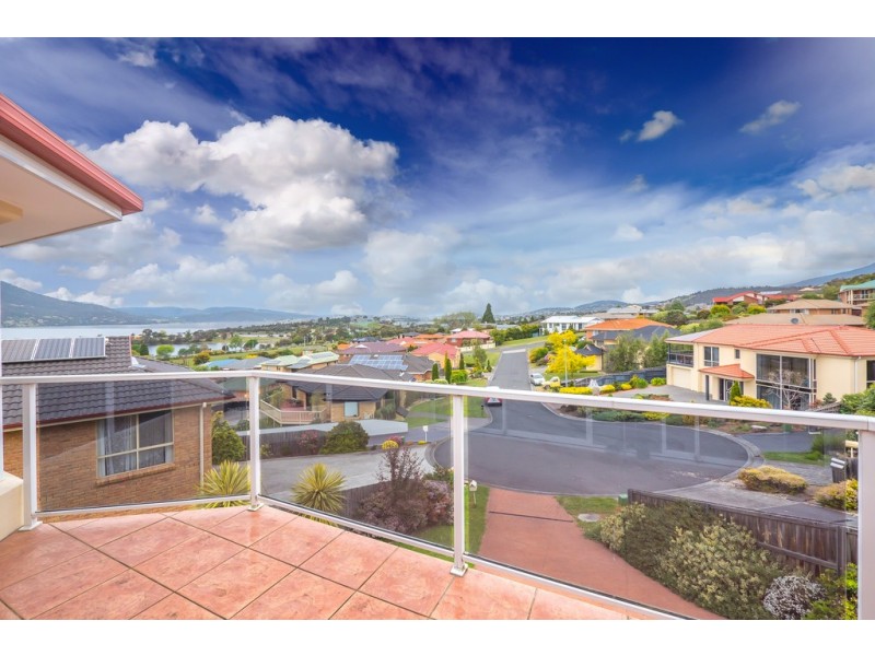 10 Chablis Crt, Berriedale TAS 7011