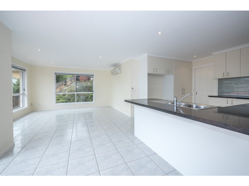 10 Chablis Crt, Berriedale TAS 7011