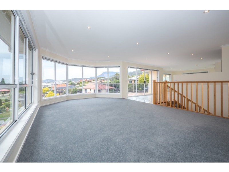 10 Chablis Crt, Berriedale TAS 7011