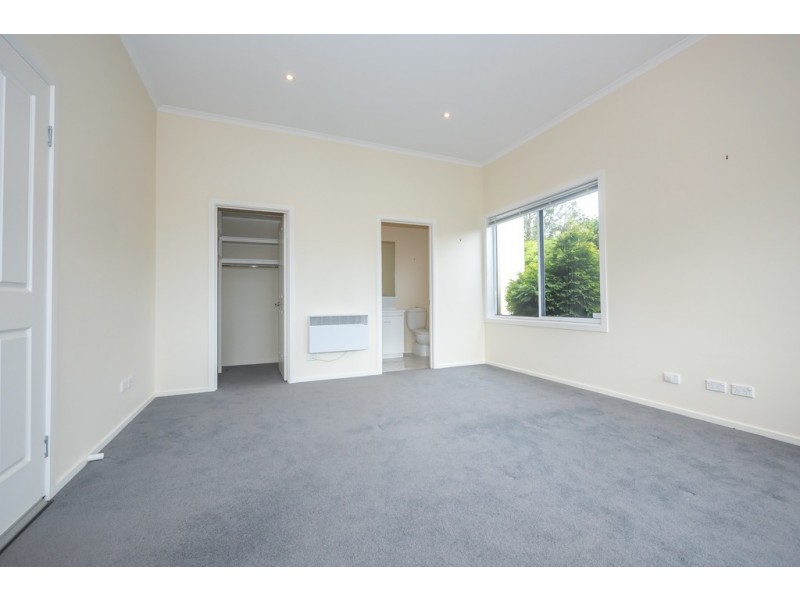 10 Chablis Crt, Berriedale TAS 7011