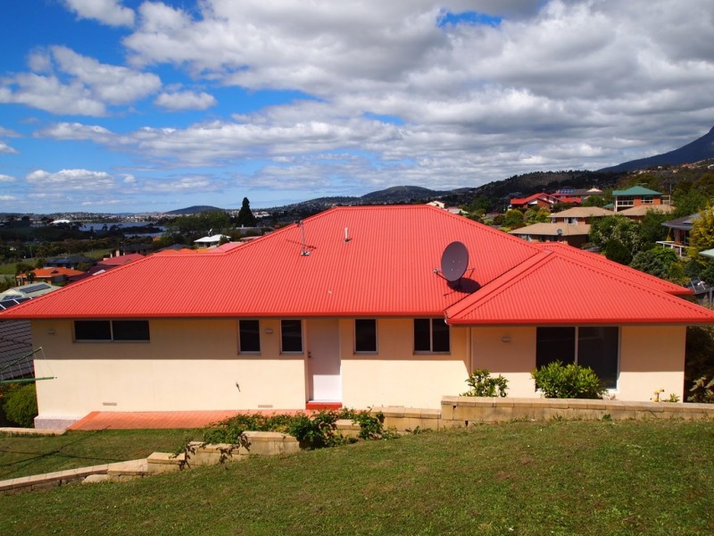 10 Chablis Crt, Berriedale TAS 7011