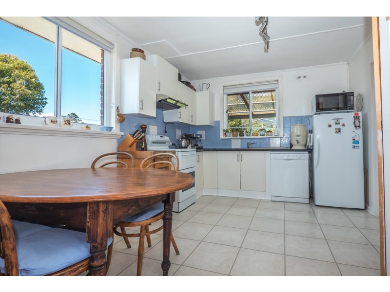 16 Myella Drive, Berriedale TAS 7011