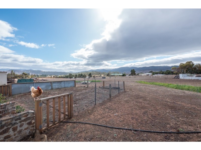 211 Tea Tree Road, Tea Tree TAS 7017