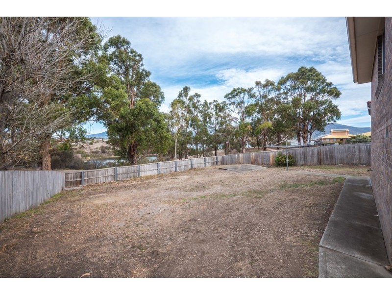 35 Calvert Crecsent, Herdsmans Cove TAS 7030