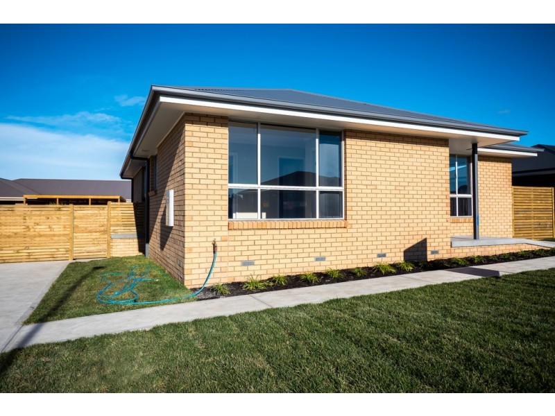 4 Dudley Drive, Brighton TAS 7030