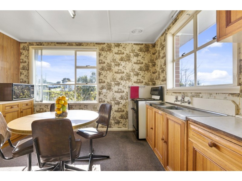 41 Adelphi Rd, Claremont TAS 7011