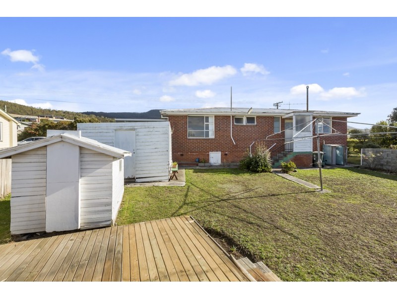 41 Adelphi Rd, Claremont TAS 7011