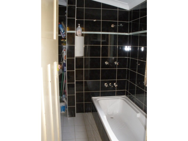 18 WILLISON ROAD, Carlton NSW 2218