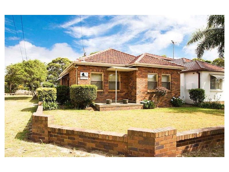 82 MUTCH AVENUE, Kyeemagh NSW 2216