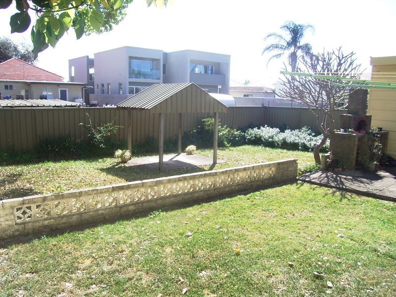 42 General Holmes Drive, Brighton-le-sands NSW 2216