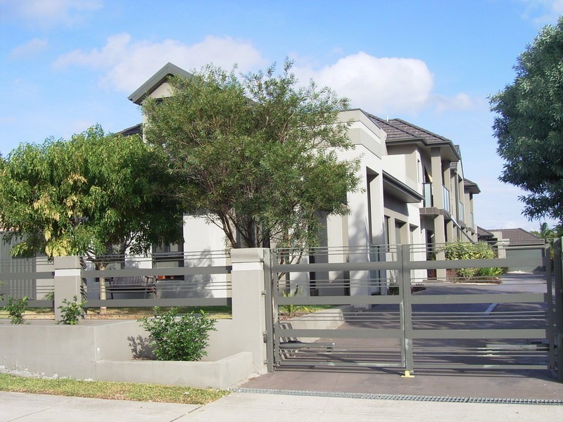 4/1 Solander Street, Monterey NSW 2217