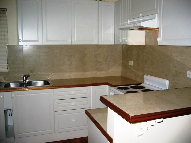 8/69 Queen Victoria Street, Bexley NSW 2207