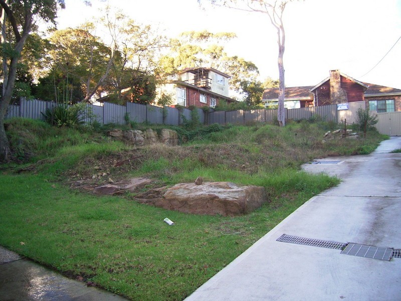 122 Glencoe  Street, Sutherland NSW 2232