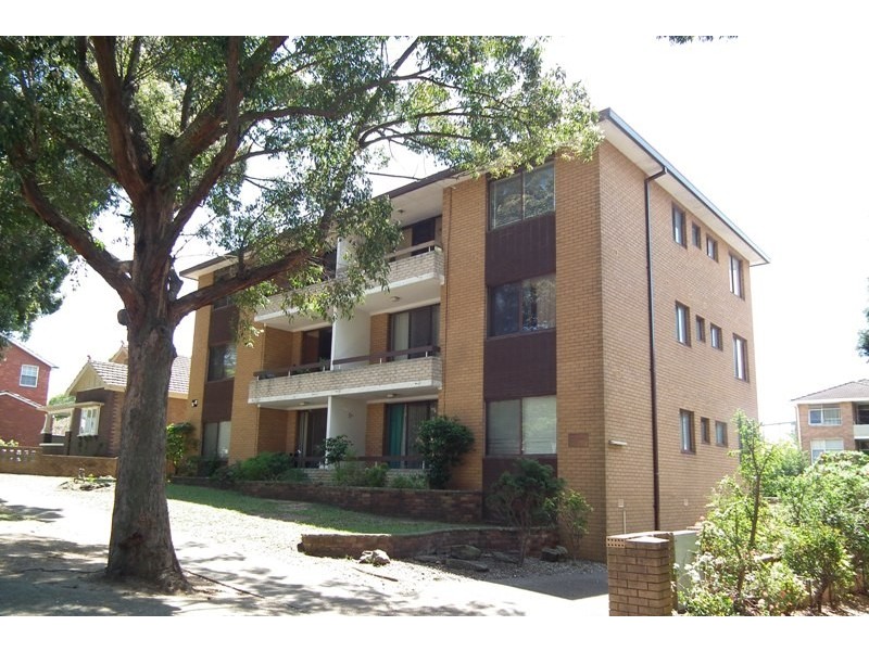 8/8 St George Pd, Hurstville NSW 2220