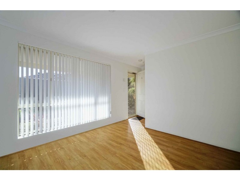 2/69 Queen Street, Bentley WA 6102