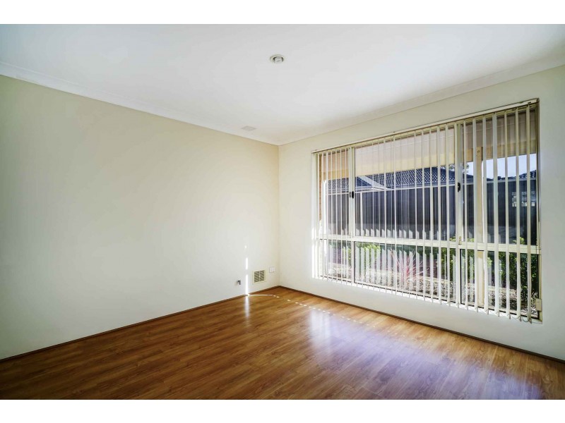 2/69 Queen Street, Bentley WA 6102