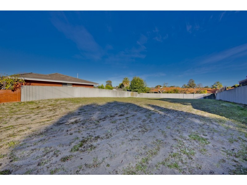 Full Block 231 Alexander Drive, Dianella WA 6059