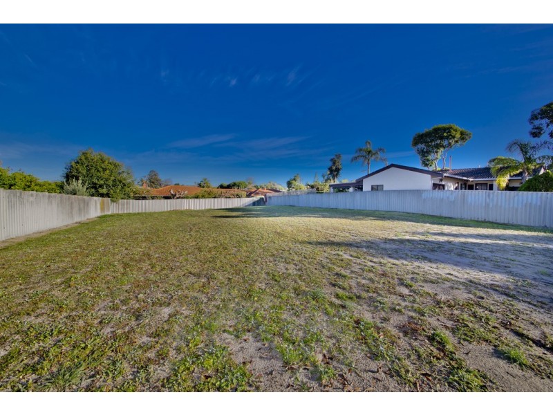 Full Block 231 Alexander Drive, Dianella WA 6059