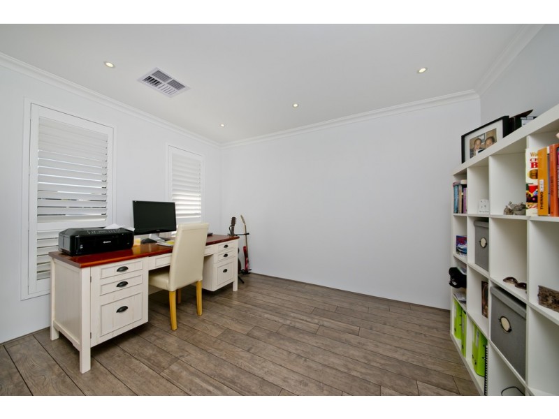 57 Jervois Street, Dianella WA 6059