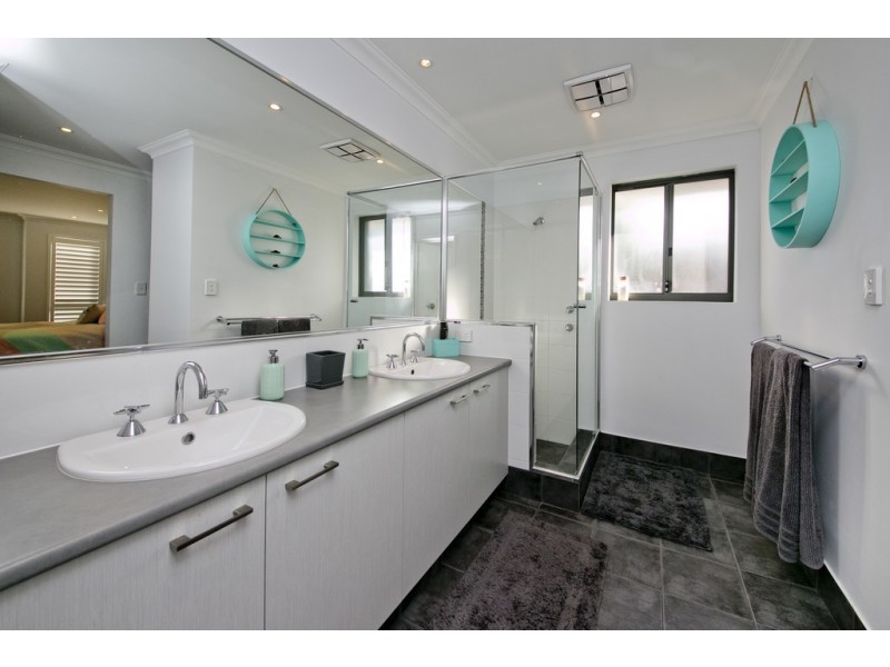 57 Jervois Street, Dianella WA 6059