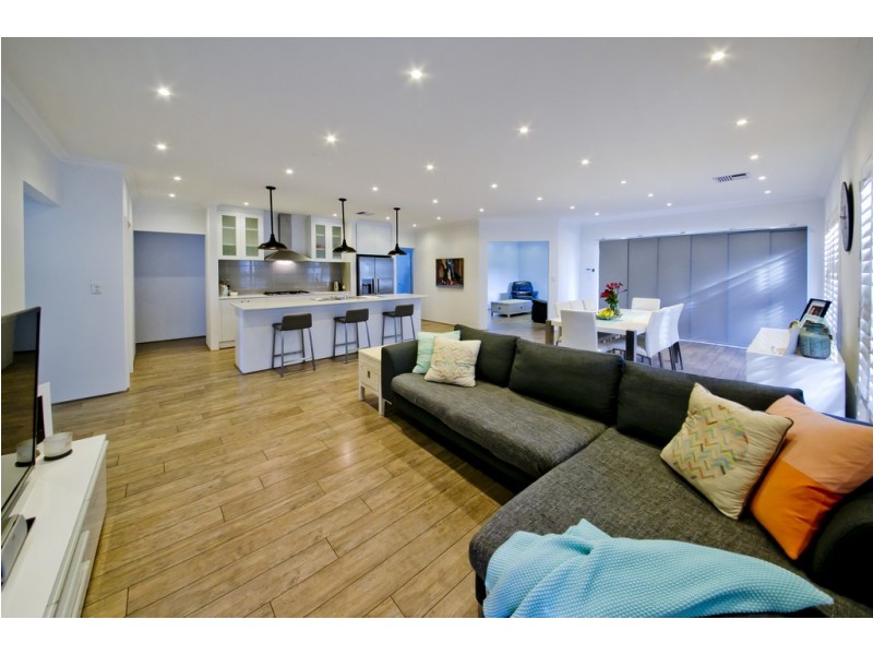 57 Jervois Street, Dianella WA 6059