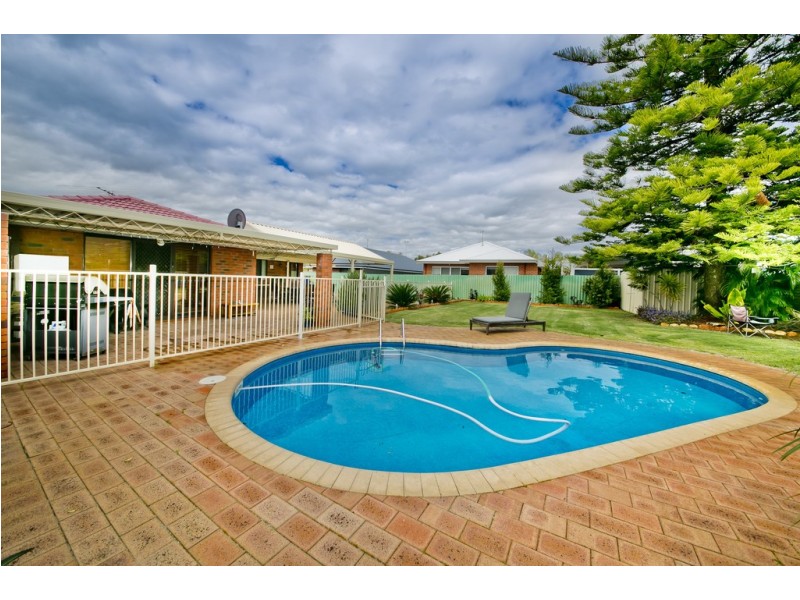 51 Northmoor Road, Eden Hill WA 6054