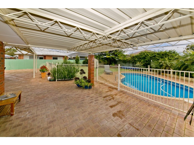 51 Northmoor Road, Eden Hill WA 6054
