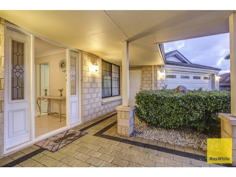 8 Donvale Court, Landsdale WA 6065