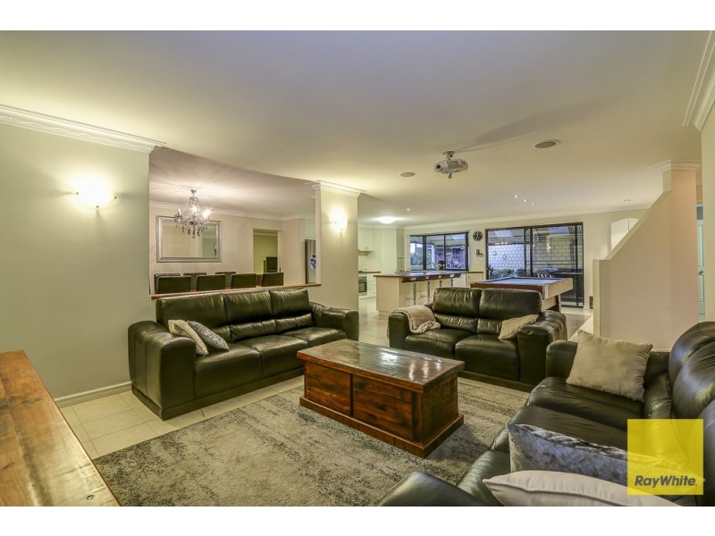 8 Donvale Court, Landsdale WA 6065