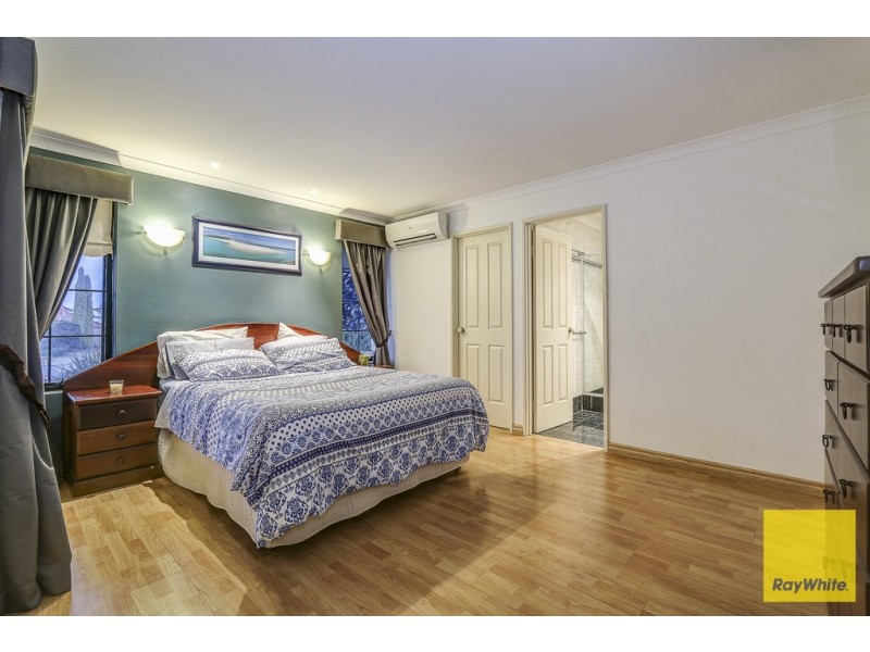 8 Donvale Court, Landsdale WA 6065