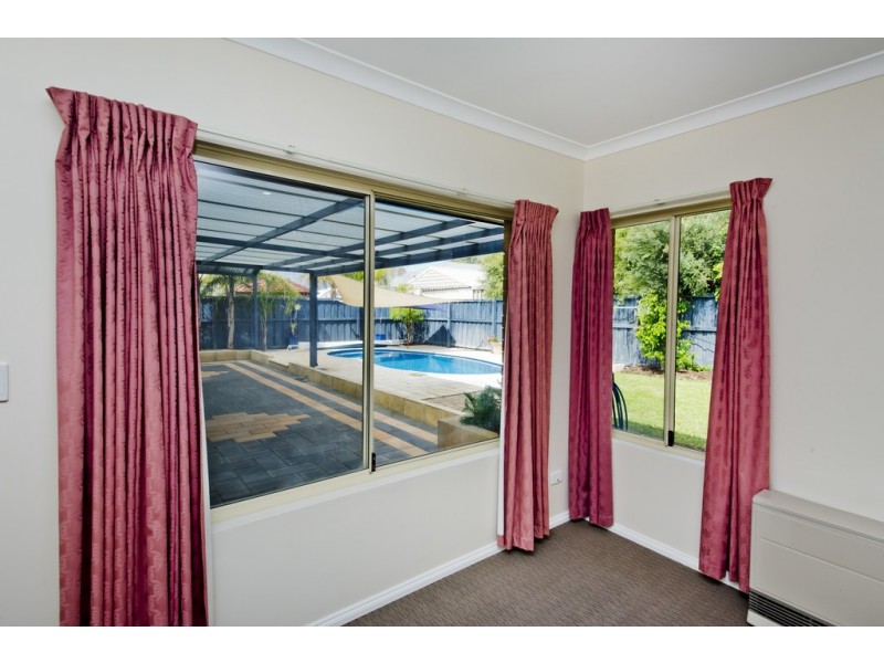 126 Bronzewing Ave, Ellenbrook WA 6069