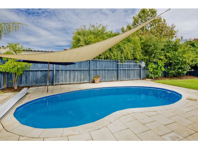 126 Bronzewing Ave, Ellenbrook WA 6069