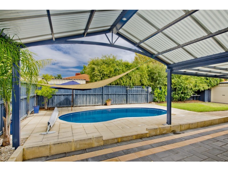 126 Bronzewing Ave, Ellenbrook WA 6069