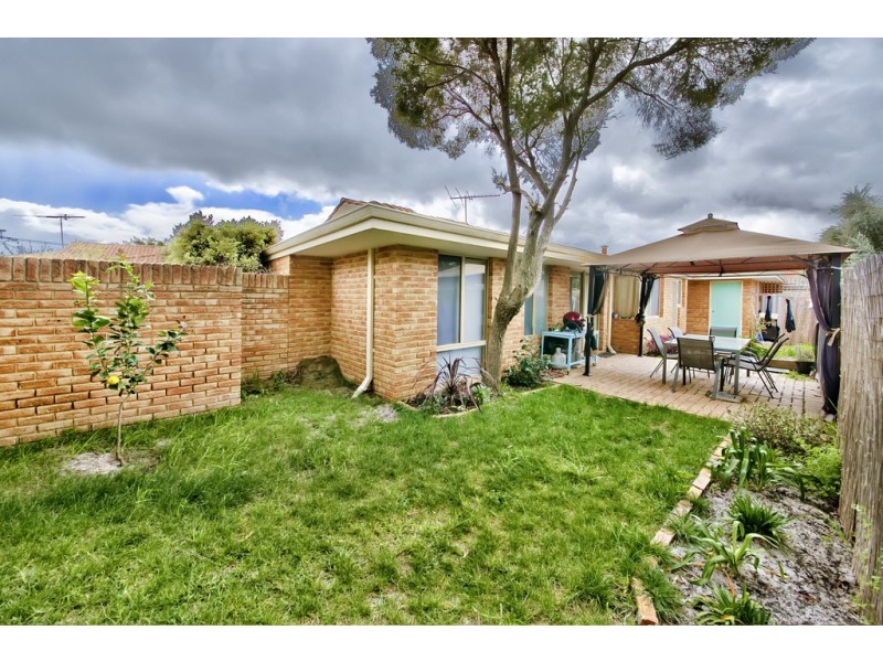 9/10 Dolan Way, Lockridge WA 6054