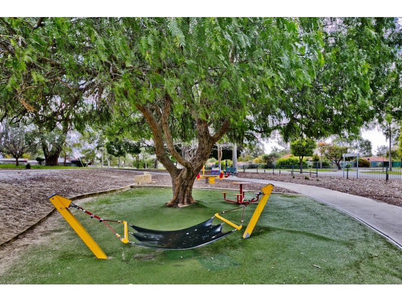 9/10 Dolan Way, Lockridge WA 6054