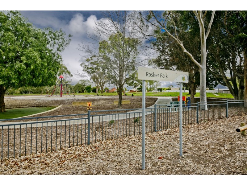 9/10 Dolan Way, Lockridge WA 6054