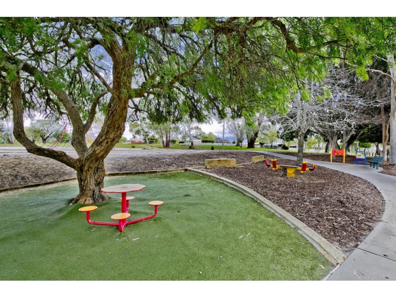 9/10 Dolan Way, Lockridge WA 6054