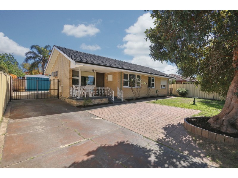 13 Devenish Road, Lockridge WA 6054