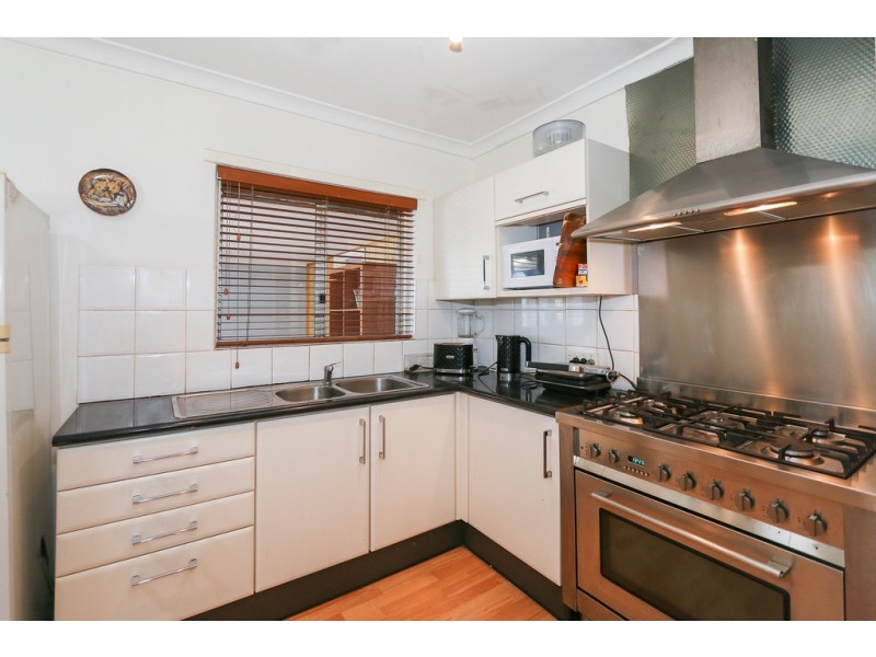 13 Devenish Road, Lockridge WA 6054