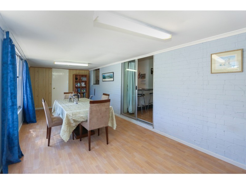 13 Devenish Road, Lockridge WA 6054