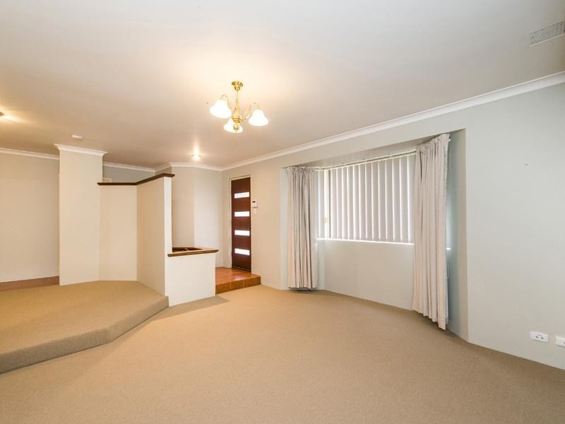 20 Teatree Way, Thornlie WA 6108