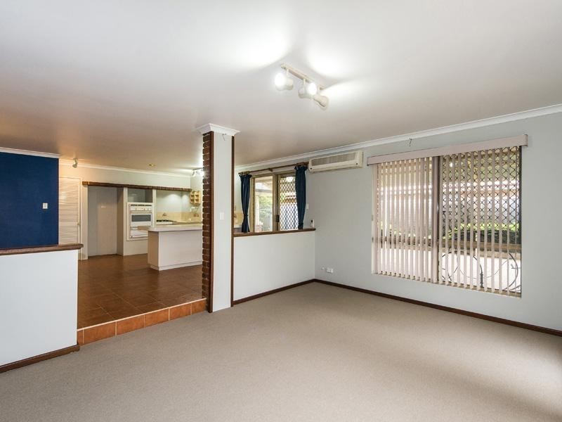 20 Teatree Way, Thornlie WA 6108